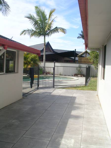 3 BEDROOM WITH POOL!! Picture 3 BEDROOM WITH POOL!! Picture