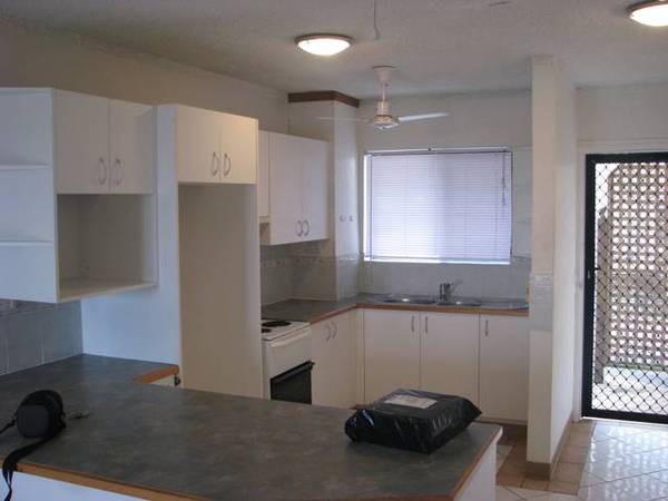 ABSOLUTE BEACHFRONT - A MUST TO INSPECT!! Picture