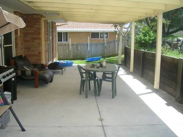 3 BEDROOM HOME - PETS OK!! Picture 3 BEDROOM HOME - PETS OK!! Picture