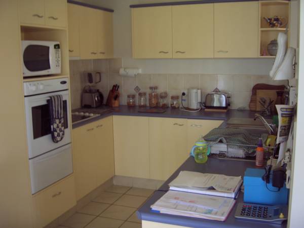 THREE BEDROOM DUPLEX WITH AIR CON!! Picture THREE BEDROOM DUPLEX WITH AIR CON!! Picture