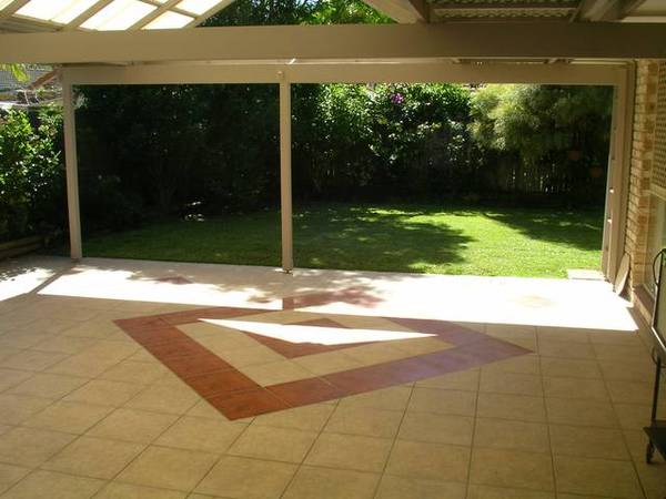 LARGE 4 BEDROOM HOME - PETS CONSIDERED Picture LARGE 4 BEDROOM HOME - PETS CONSIDERED Picture