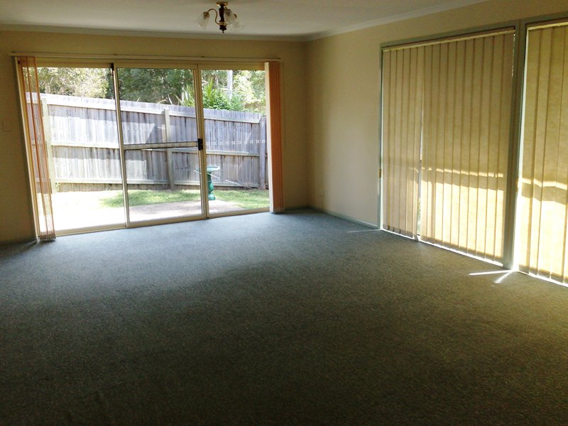 2 BEDROOM VILLA IN QUIET COMPLEX!! Picture 2