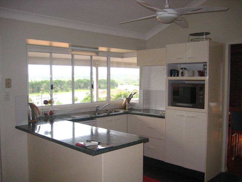 4 BEDROOM HOME WITH LAKE VIEWS!!! Picture