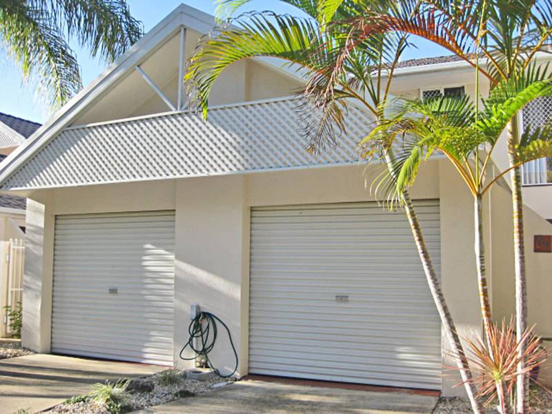 Waterfront Lifestyle Picture 2