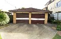 CUTE 2 BEDROOM DUPLEX ONLY 150m TO THE BEACH Picture