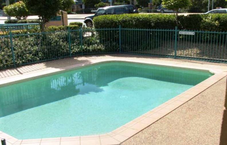 TOP FLOOR UNIT - CLOSE TO BEACH!! Picture TOP FLOOR UNIT - CLOSE TO BEACH!! Picture