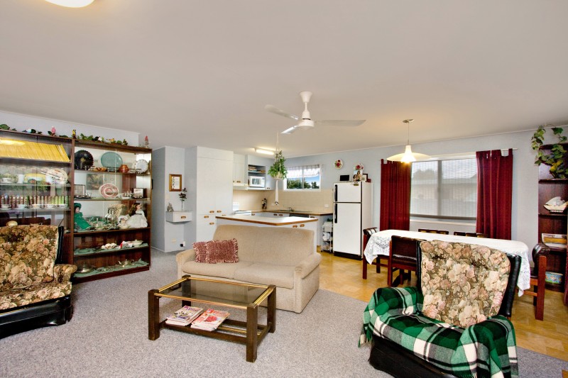 Lifestyle With Space- All Offers Considered! Picture 2