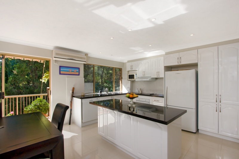 LUXURIOUS UNIT WITH PRIVACY AND AN OUTLOOK OVER A RESERVE... ~ ONLY $315,000 Picture 3