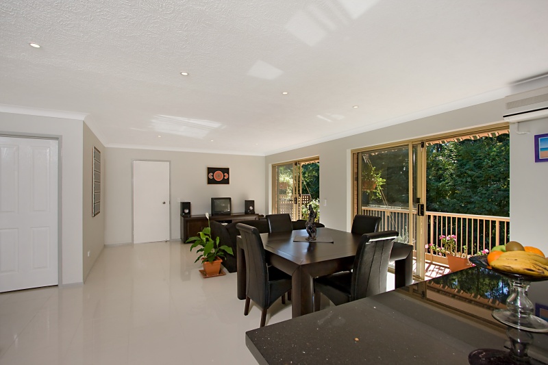 LUXURIOUS UNIT WITH PRIVACY AND AN OUTLOOK OVER A RESERVE... ~ ONLY $315,000 Picture 2