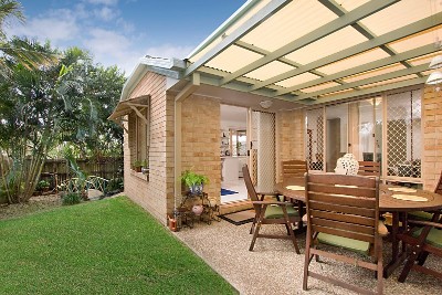 Need Space? Want Value? Look No Further! ~ Spacious Townhouse ~ $399,000 Picture