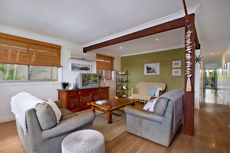 Light, Bright and Airy Picture 2