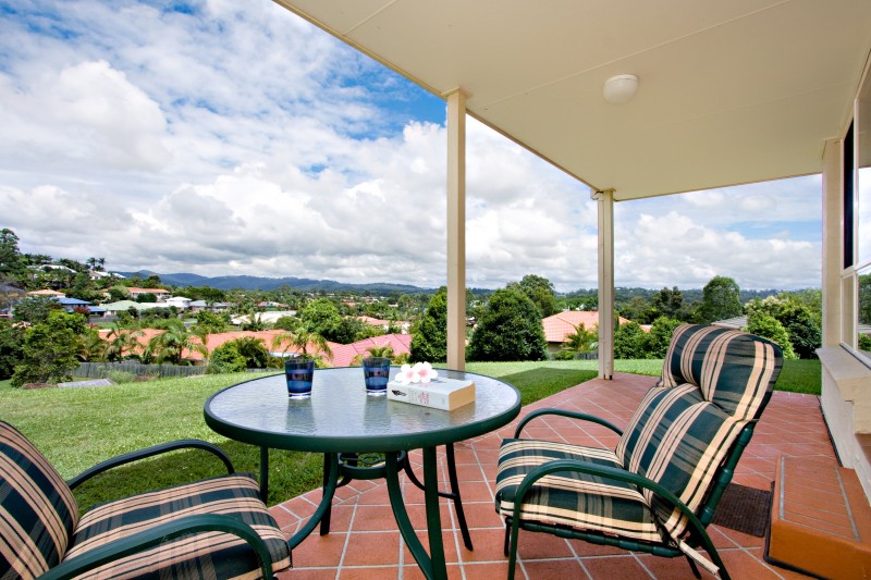 Great Home, Great Outlook, Great Yard for the Kids ! Picture 1