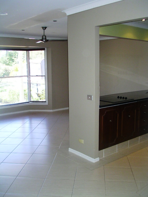 2 BEDROOM RENOVATED DUPLEX - WILL ALLOW A SMALL PET!! (CORNER OF COTINGA
CRESCENT) Picture 3