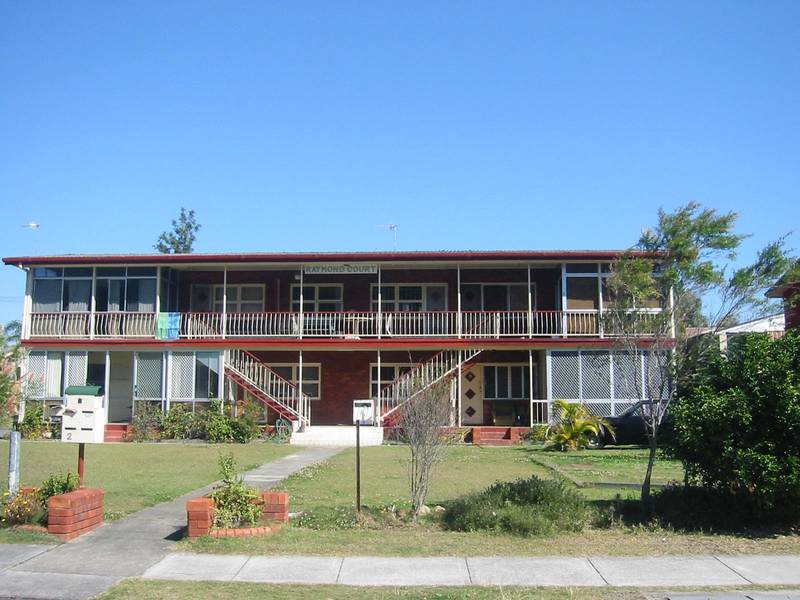 WALK TO TALLEBUDGERA CREEK Picture 1