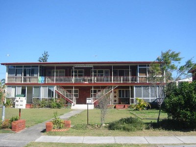 WALK TO TALLEBUDGERA CREEK Picture