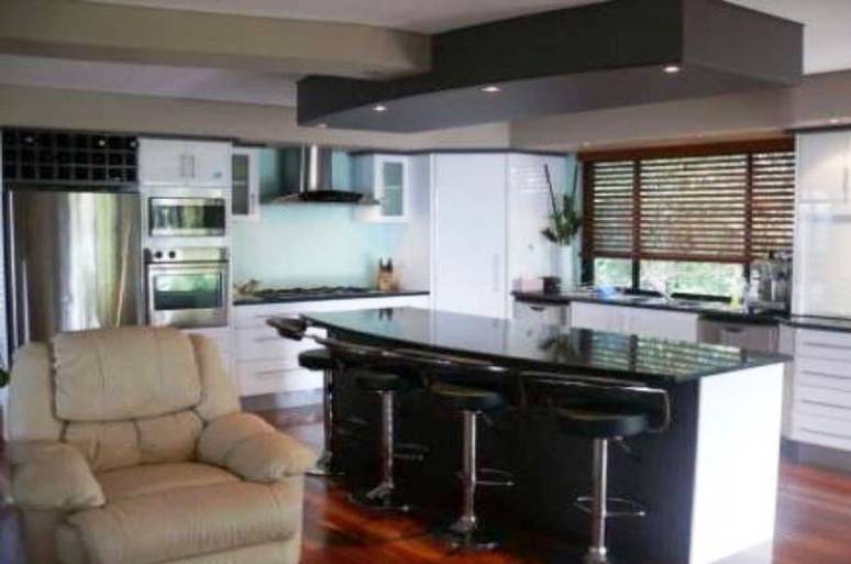 A CUT ABOVE THE REST!! Picture 2