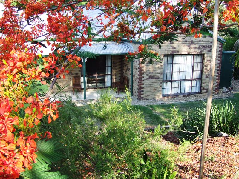 YOUR OWN PRIVATE ACREAGE GETAWAY!! Picture 2