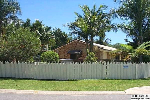 Immaculately presented Picture 1