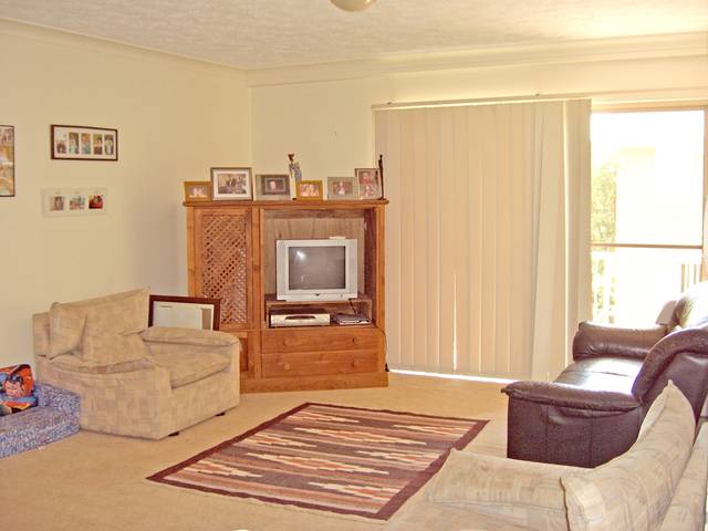 CATCH THE OCEAN BREEZE!! Picture 3