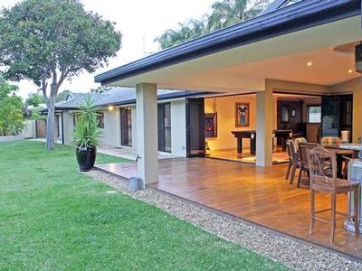 A MASTERPIECE ~ 6 BEDROOMS, 3 BATHROOMS ON 1/3 ACRE... Picture