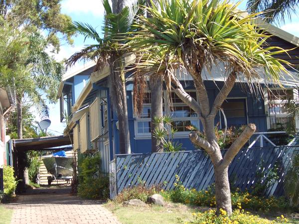 Perfect Location Picture 2