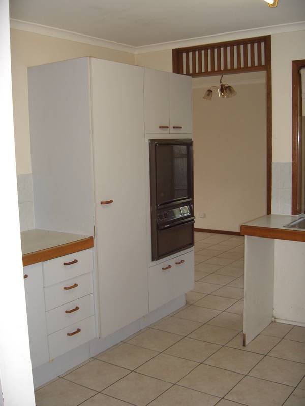 ***FIRST WEEKS RENT FREE*** Picture 3