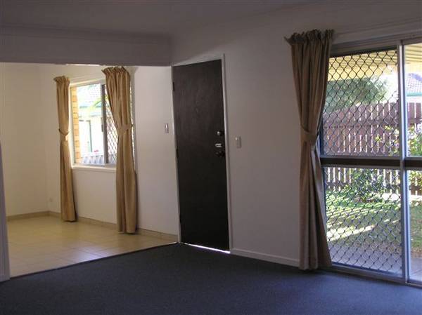 Fully Refurbished Duplex Picture 3