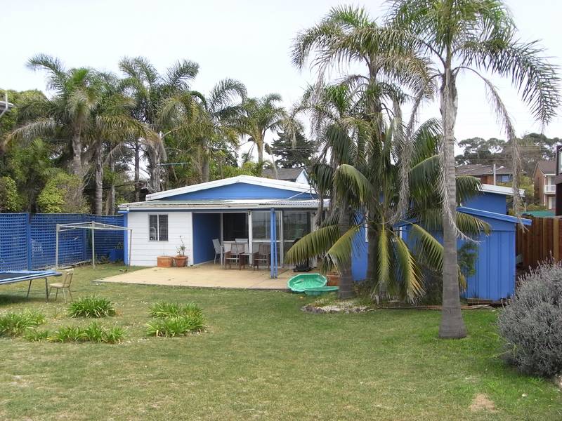 JERVIS BAY BEACHFRONT Picture 2