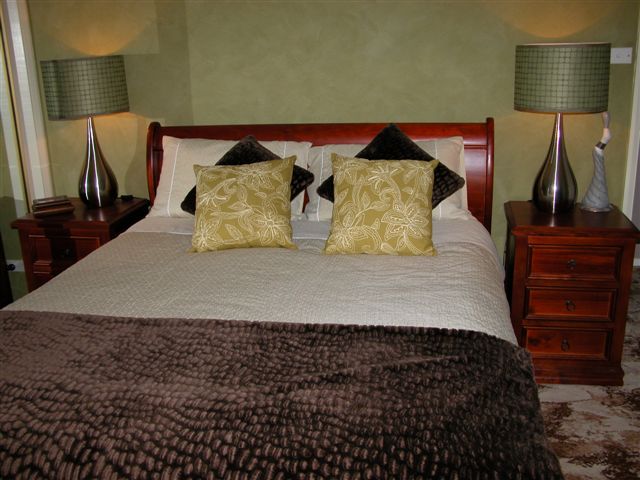 49 on Elizabeth Picture 3