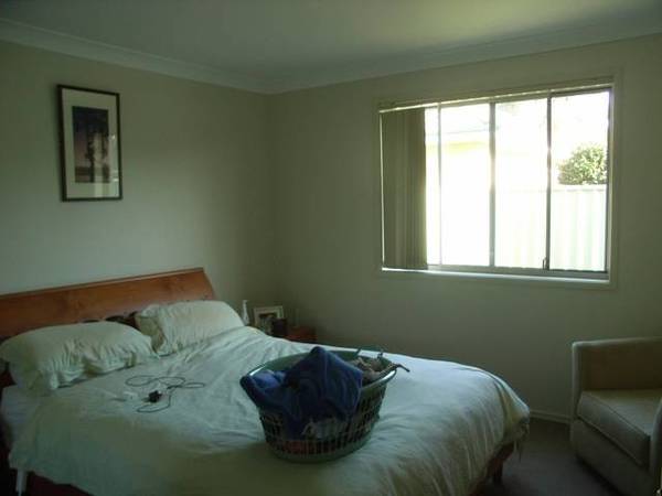 Only minutes to all Huskisson has to offer! Picture 2