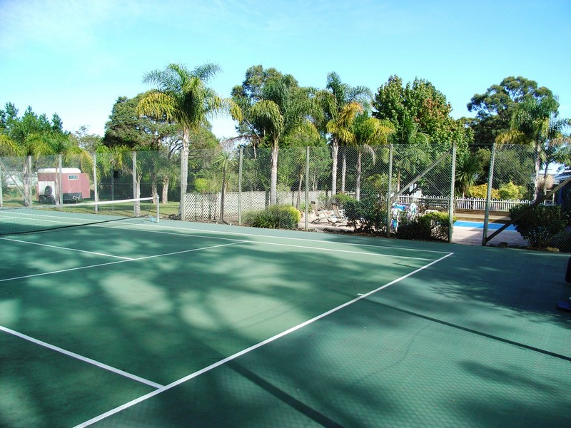 RURAL LIFESTYLE RETREAT Picture 2