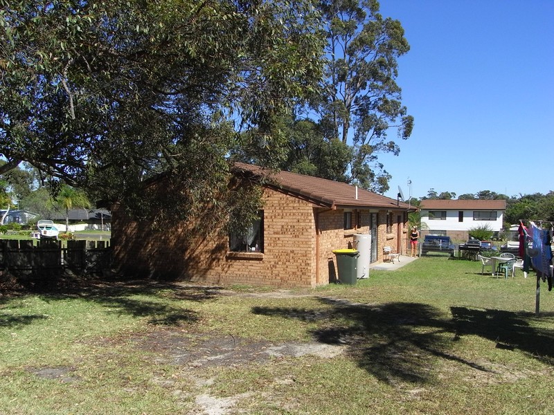 AFFORDABLE BRICK HOME! Picture 2