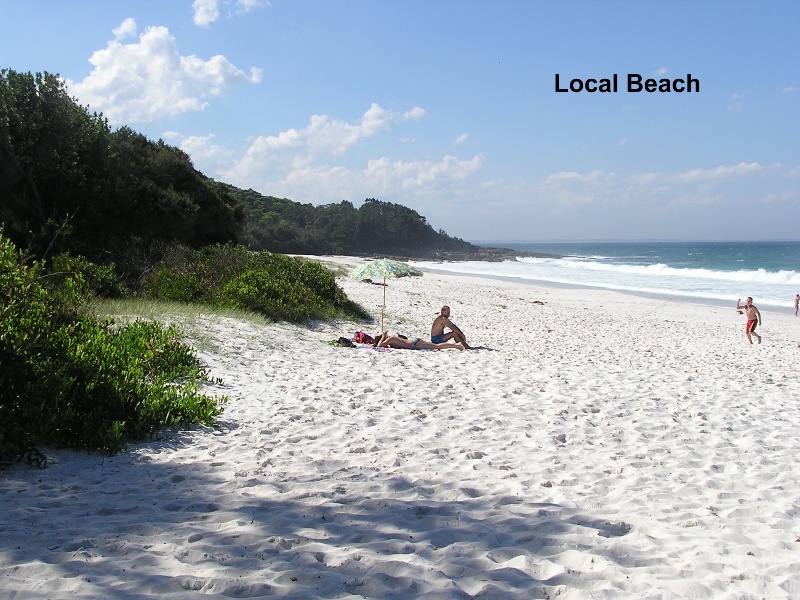 HYAMS BEACH HIDEAWAY! Picture 3