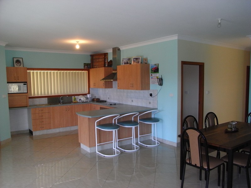 MANAGEABLE ACREAGE Picture 2