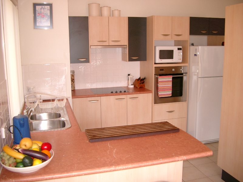 3 of 61 Hawke Picture 3