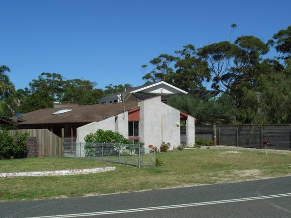 9 on Illfracombe Picture 1