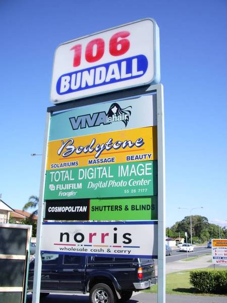 BOUTIQUE SHOWROOM BUNDALL ROAD Picture 1