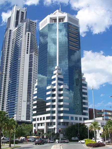 EXCEPTIONAL FITOUT BREATHTAKING VIEWS Picture 1