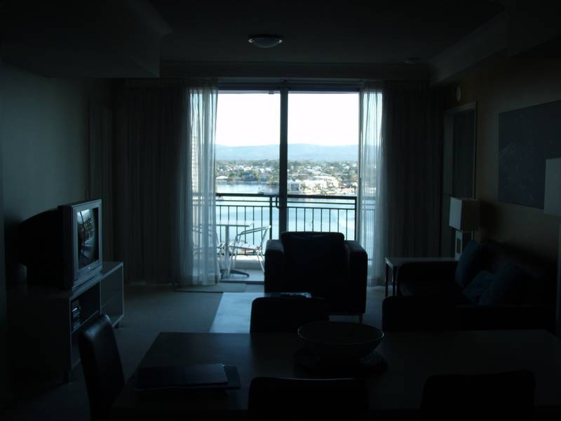 'Chevron Renaissance' Picture 2