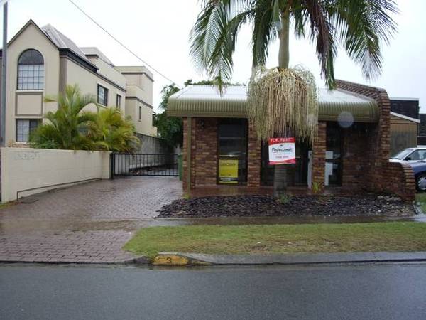 MERMAID BEACH OFFICE/RETAIL Picture 1