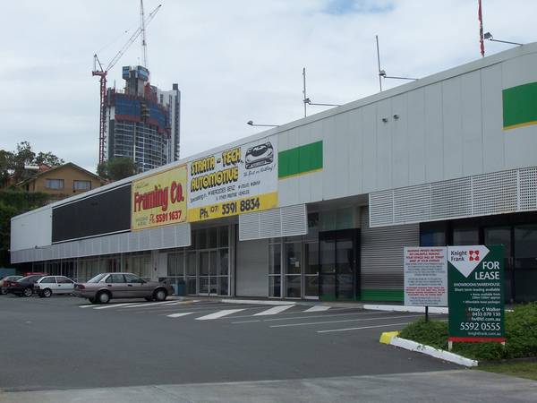 Showroom/Warehouse Picture 1