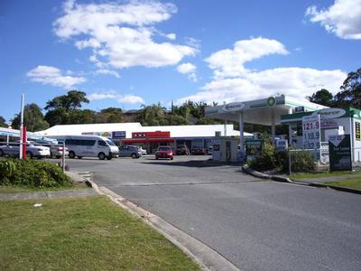 BUSY NEIGHBOURHOOD CENTRE Picture