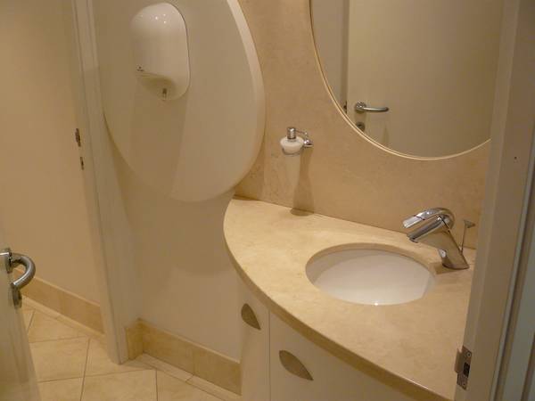 SUITE BOUTIQUE CONSULTANCY - PROFESSIONAL OR CREATIVE Picture 3