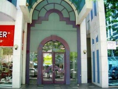 SURFERS RETAIL/OFFICE Picture